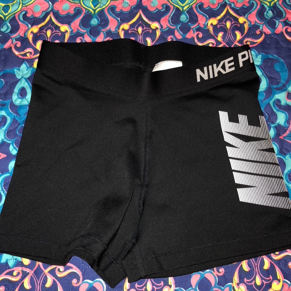 Black Nike spandex